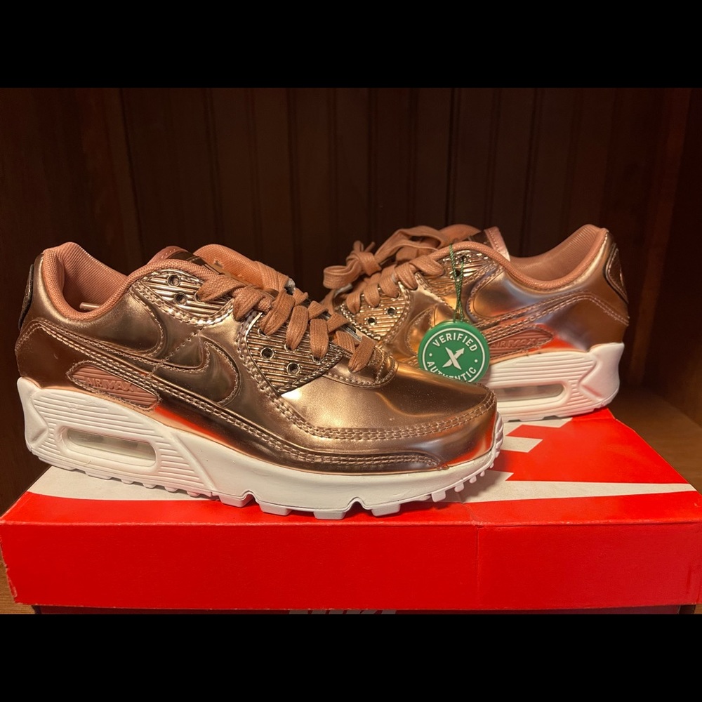 Womens Nike Airmax